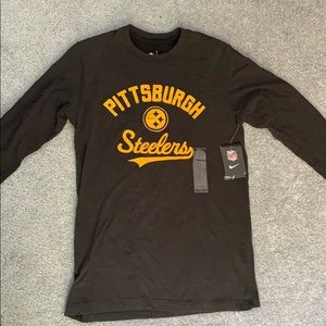 Men’s medium Steelers long sleeve brand new NFL